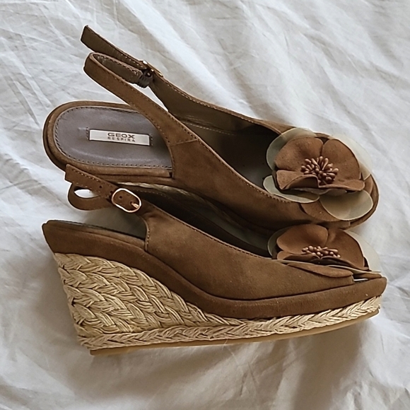 Geox Brown Strappy Suede Espadrille Wedge Sandals, Size 38/ (7.5) - Picture 4 of 13
